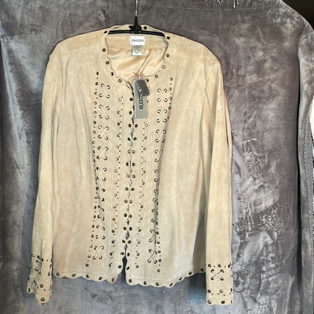 NWT Chico’s Size 2 (12) Suede Femme Outerwear Color: Buff Shell 100% Leather